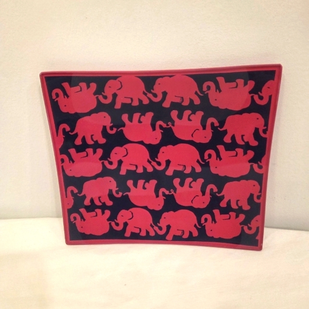 Lilly Pulitzer Elephant Print Pink And Blue Glass Trinket Dish 6.5"×7.5"